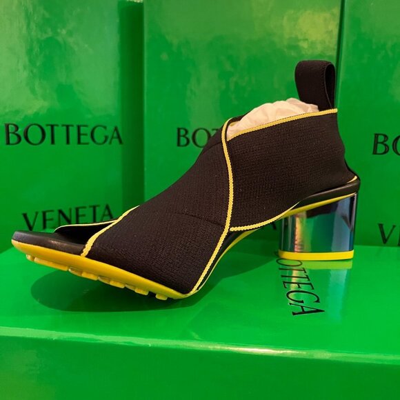 BOTTEGA VENETA BLACK ‘FLEX’ HEELED SANDALS, all sizes - Picture 10 of 16